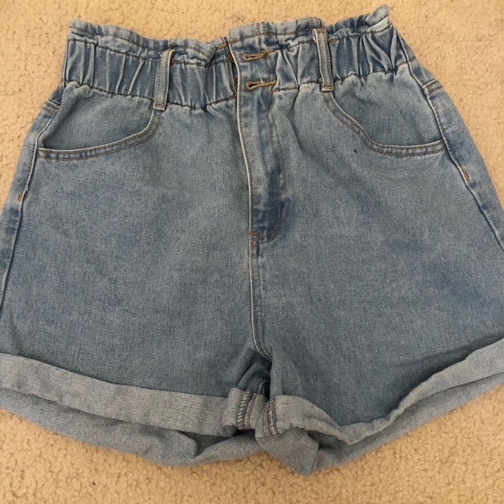 Denim synched waist shorts (waist is stretchy)